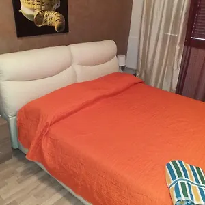 Couette-café Bed&fly Near Airport Fontanarossa Bagno Privato In, Catane